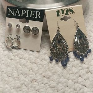 beautiful set of earrings